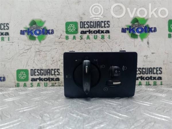 Ford Focus Interrupteur d’éclairage 