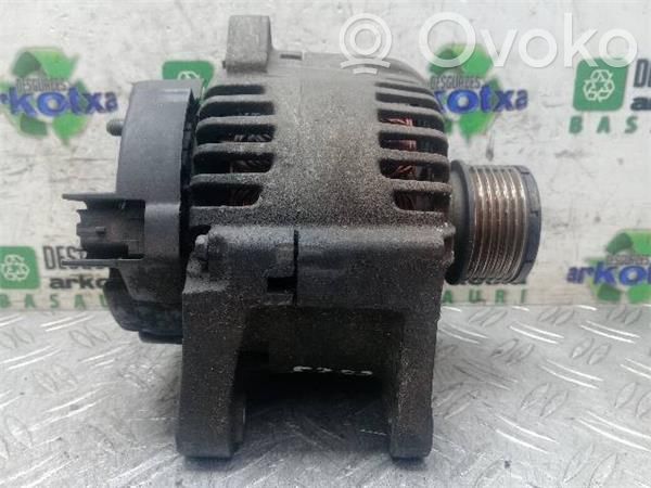 Renault Clio I Alternador 