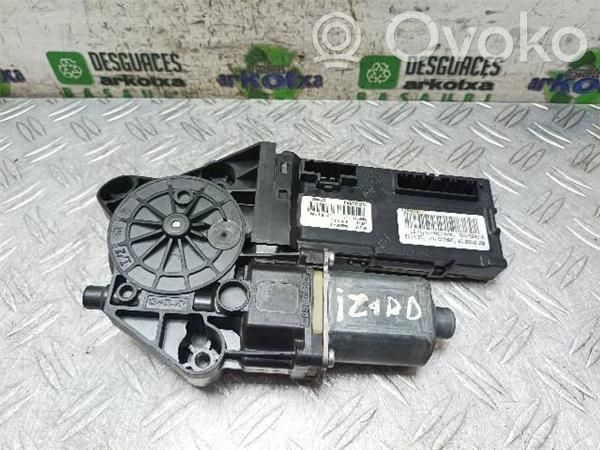 Renault Scenic I Motor del regulador de la ventanilla de la puerta delantera 