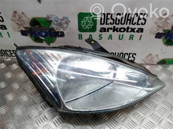 Ford Focus Headlight/headlamp 