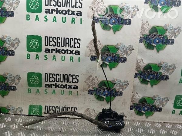 Nissan Qashqai Zamek drzwi przednich 