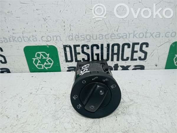 Seat Exeo (3R) Interruptor de luz 