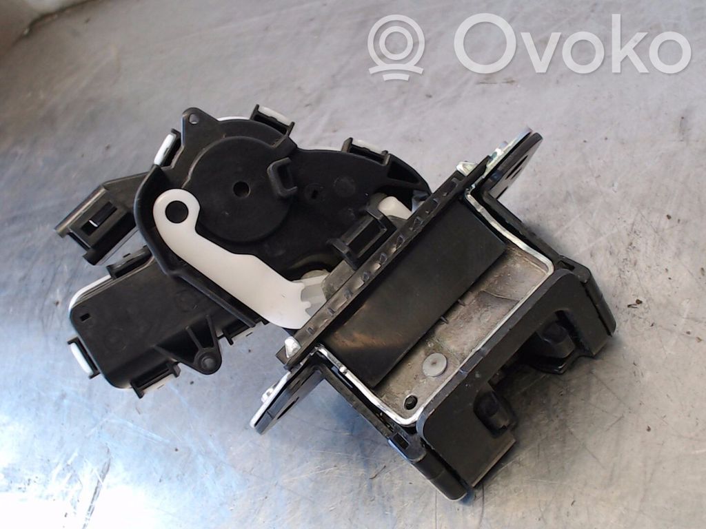 Mazda 2 Tailgate/trunk/boot lock/catch/latch 