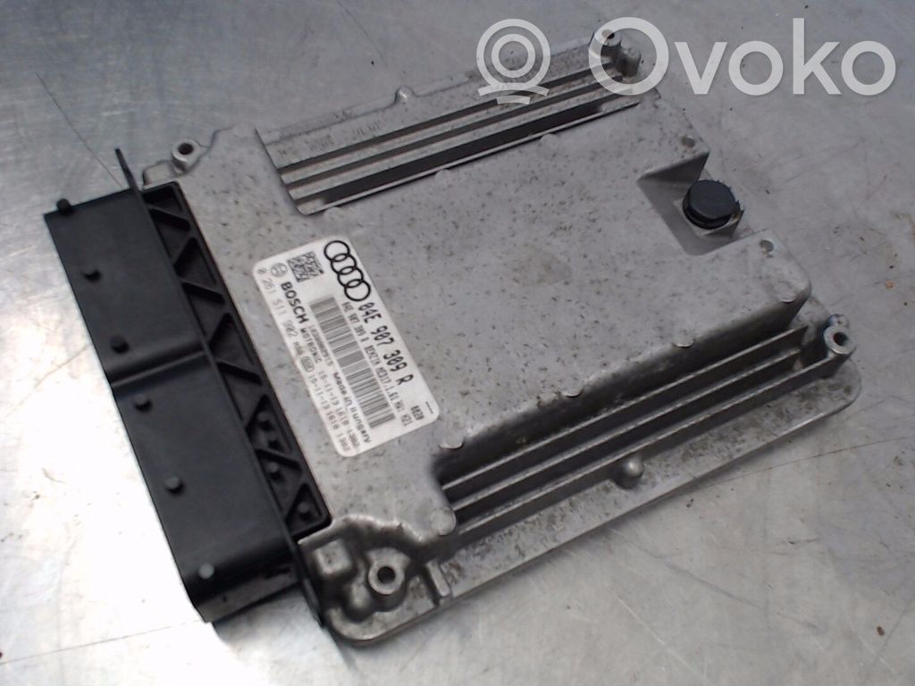 Engine control unit/module   04E906022