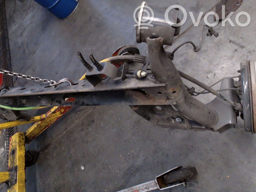 Eje trasero   555118006R
