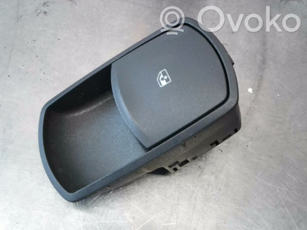 Electric window control switch   13189333,06240440