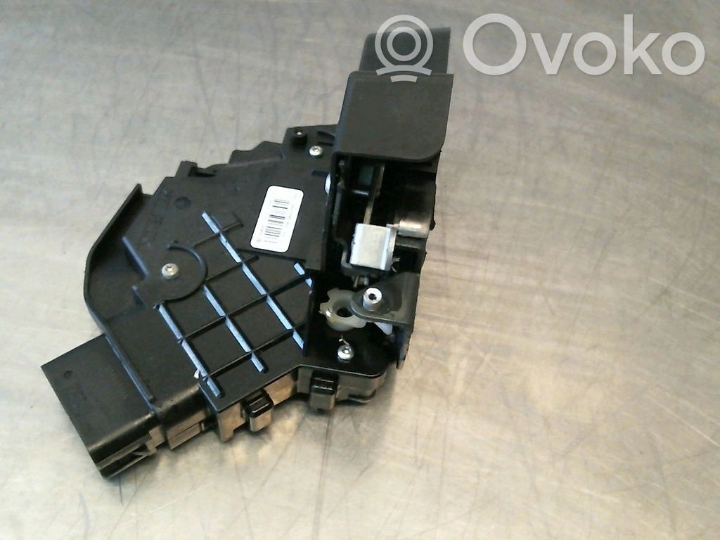 Ford C-MAX I Rear door lock 