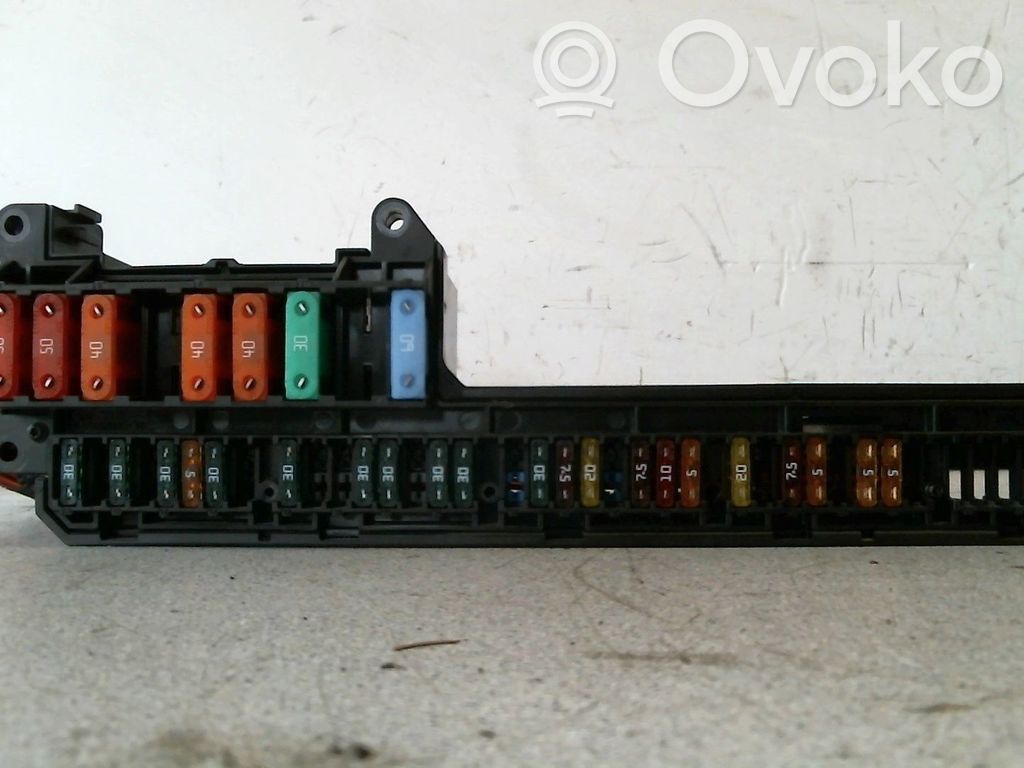 Fuse box set   61149138830,6114695733002
