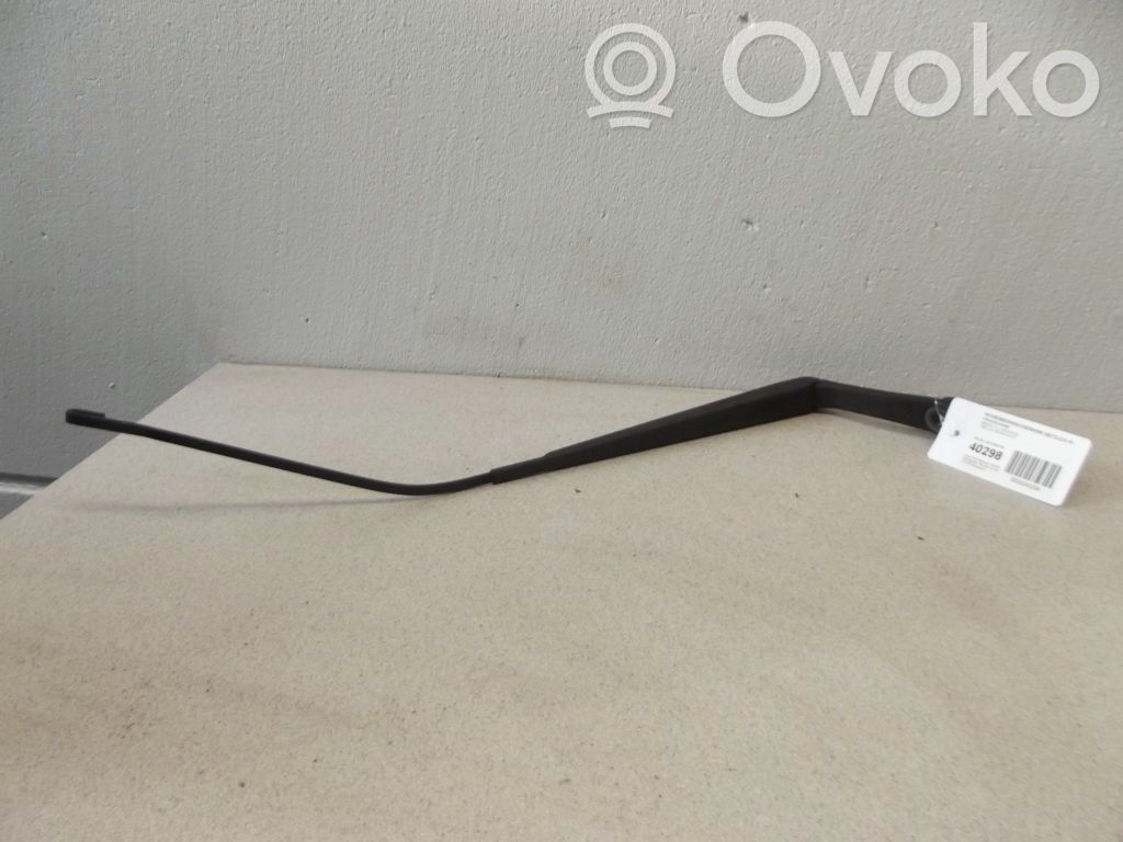 Mazda 2 Front wiper blade arm 