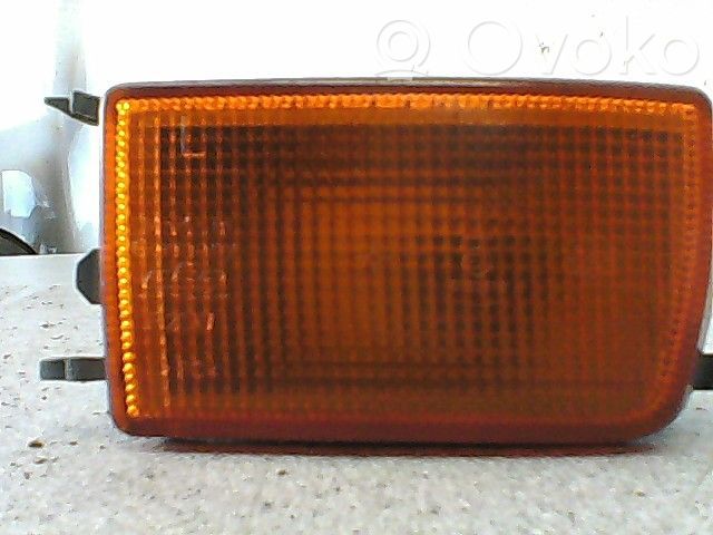 Volkswagen Golf III Semnalizator față 