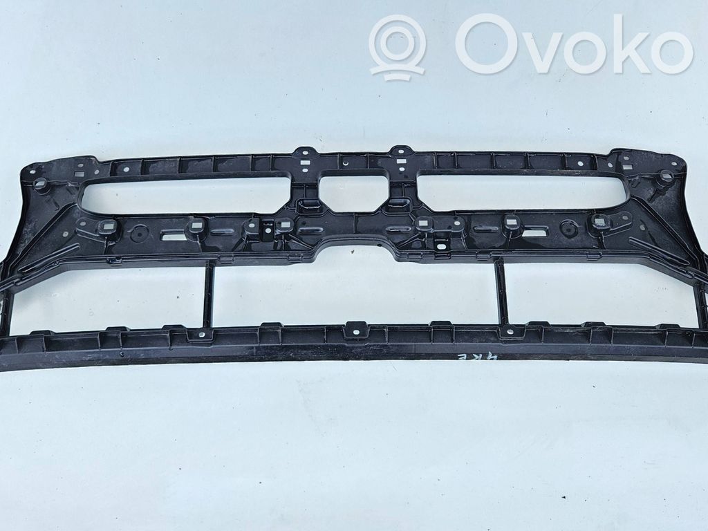 Audi e-tron Front bumper lower grill 