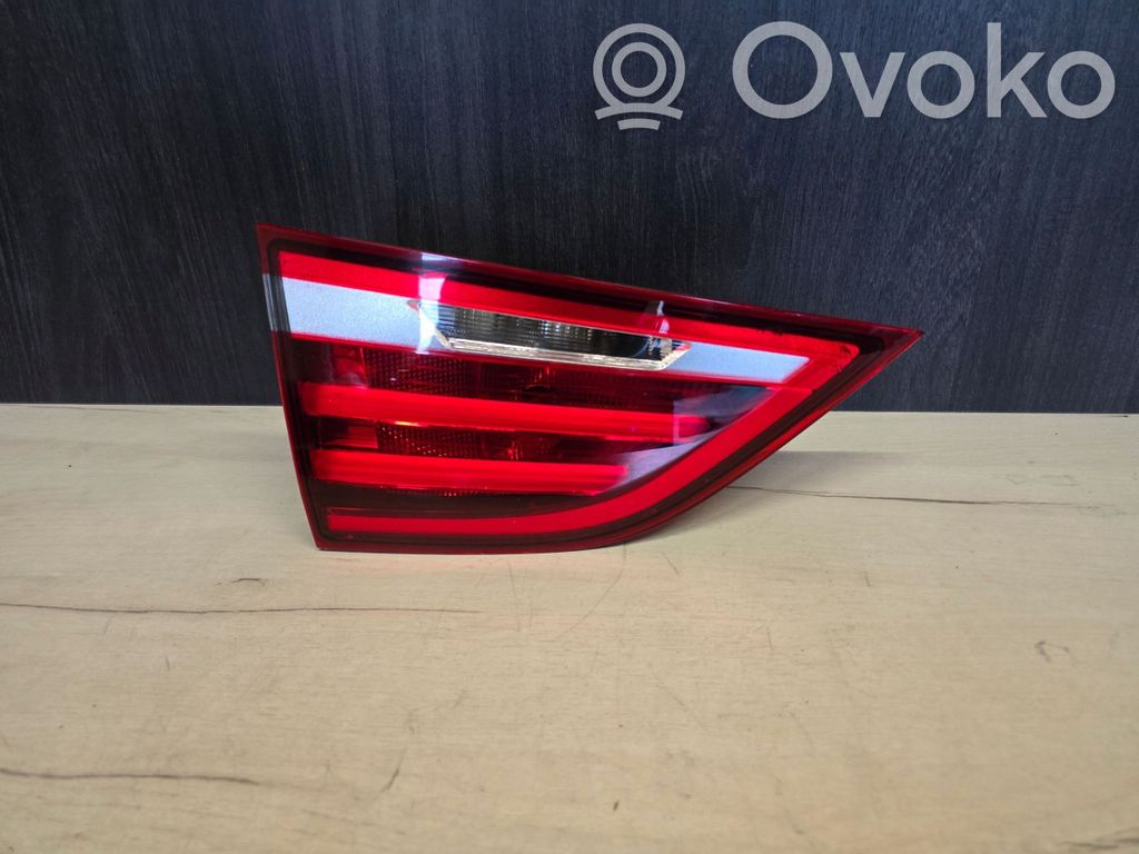 BMW 2 F46 Lampy tylnej klapy bagażnika 