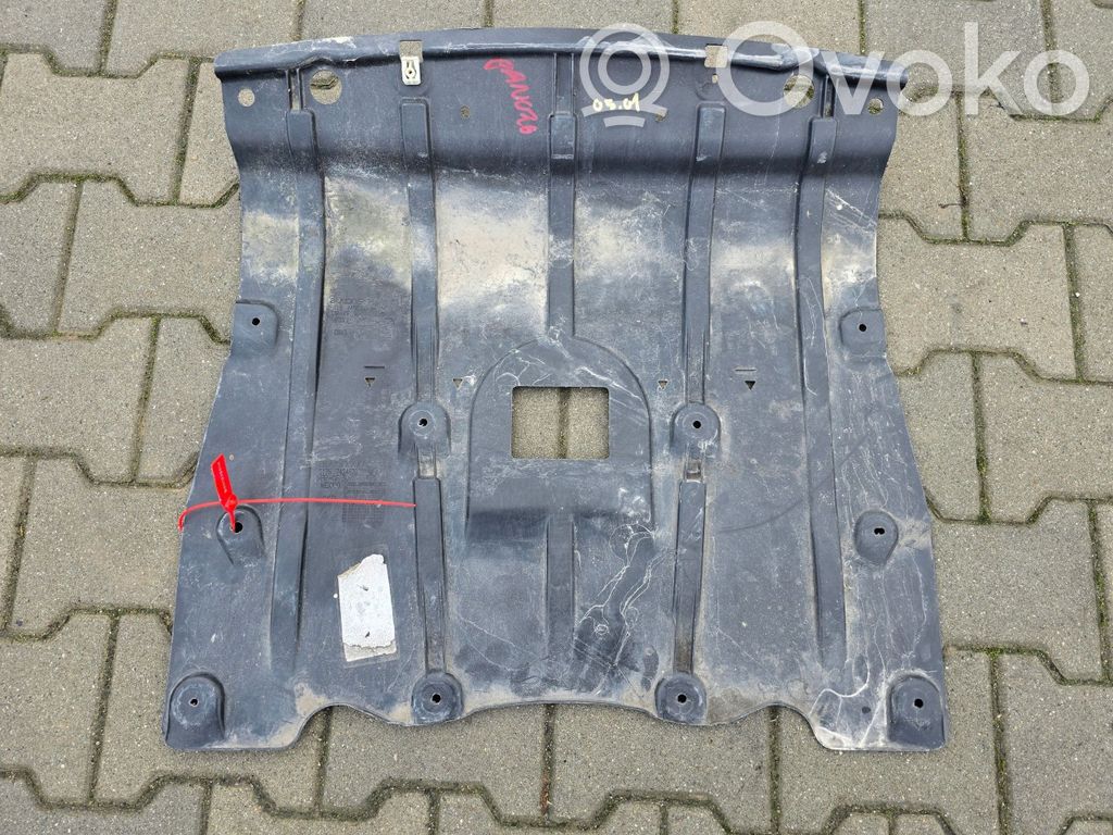 BMW X5 G05 Placa protectora/protector antisalpicaduras motor 