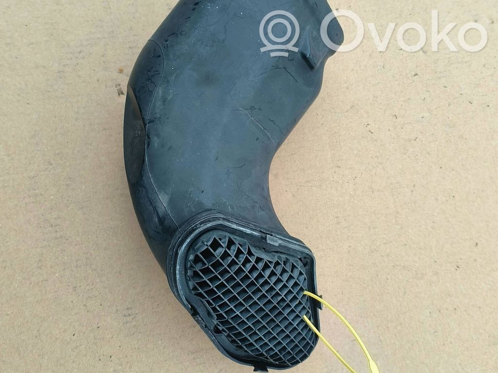 Air intake duct part   7796692,446157601
