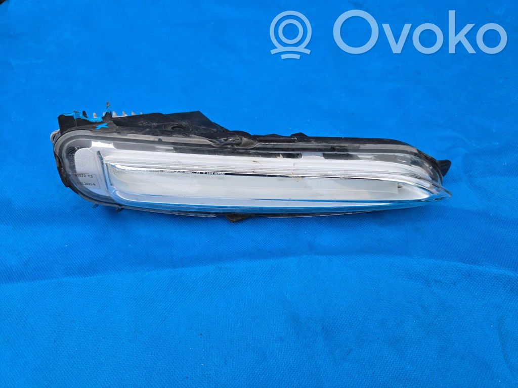 BMW i3 Front indicator light 