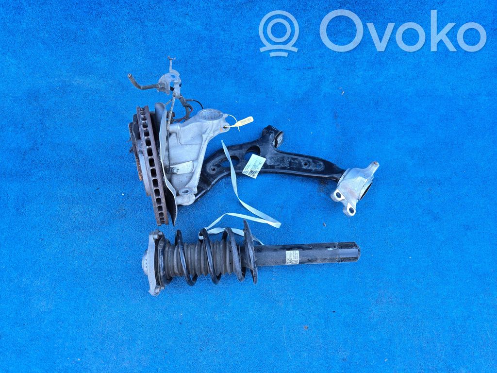 BMW 2 Active Tourer U06 Priekšējā riteņa rumbas vārpstas šarnīrs (stupica, capfa) 