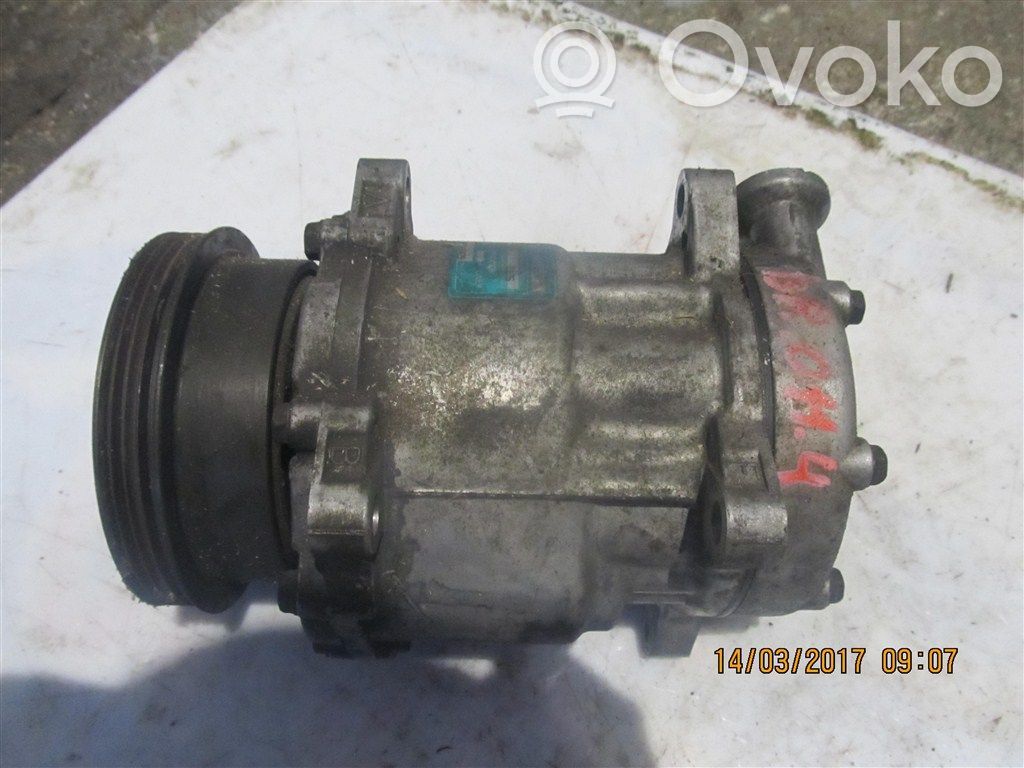 Renault Logan I Air conditioning (A/C) compressor (pump) 