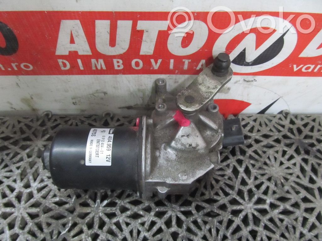 BMW 3 E90 E91 Front wiper linkage and motor 