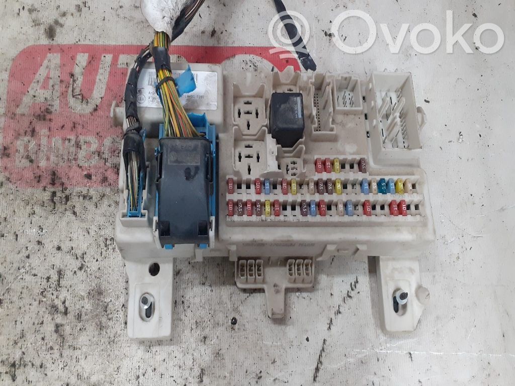 Módulo de fusible   4M5T14A073BJ,FOR82738