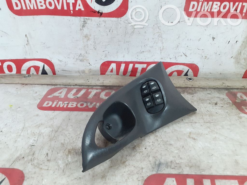 Ford Focus Electric window control switch 