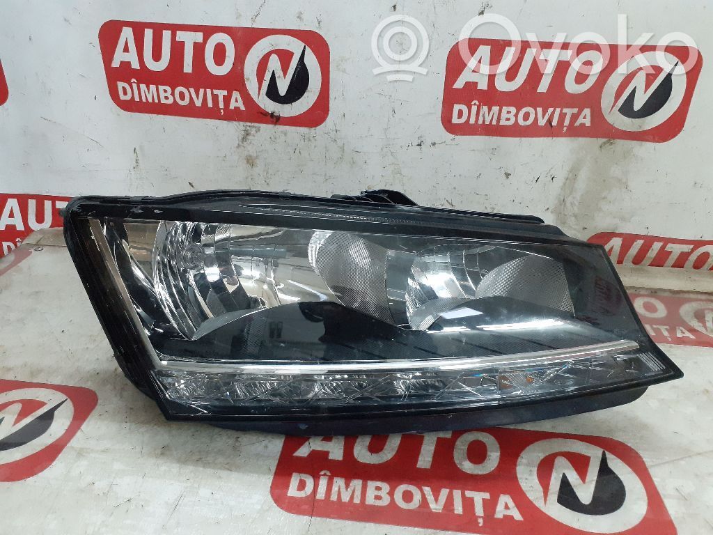 Skoda Fabia Mk3 (NJ) Lampa przednia 