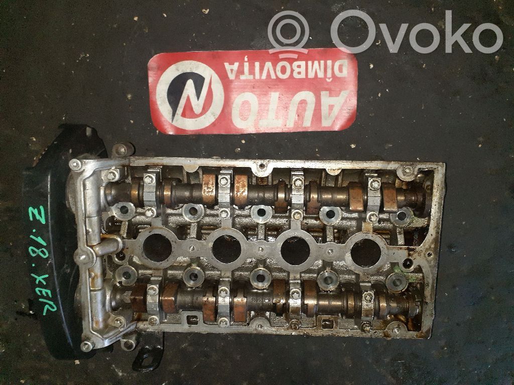 Opel Zafira B Engine head 