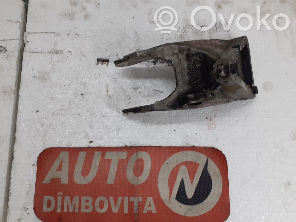Citroen C6 Gearbox mounting bracket 