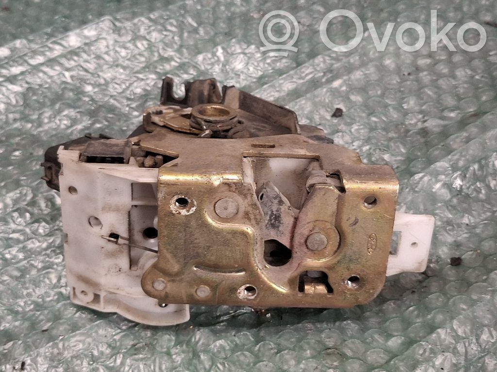 Ford Mondeo Mk III Front door lock 