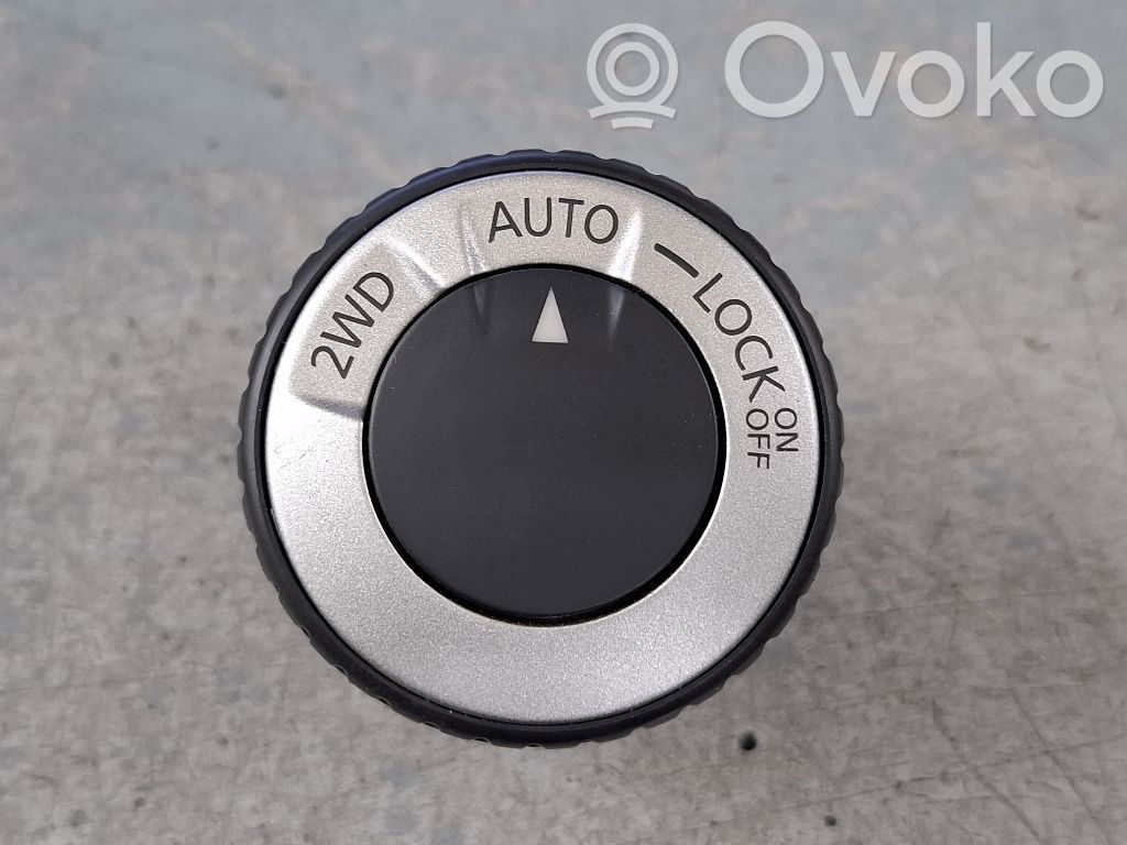 Dacia Duster Autres commutateurs / boutons / leviers 