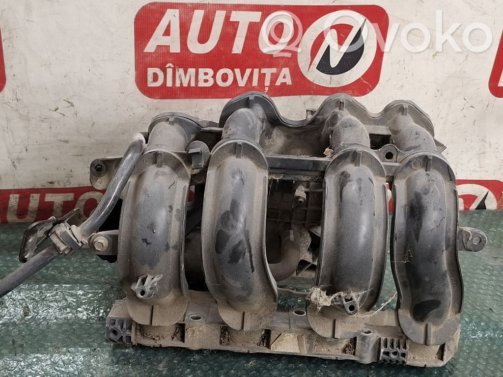 Ford Fiesta Colector de admisión 