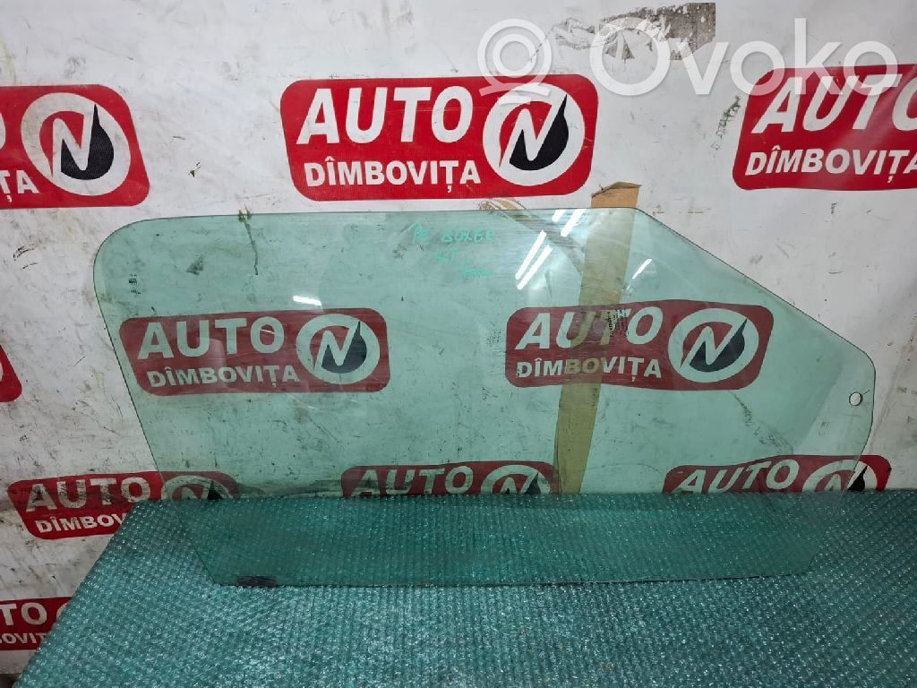 Peugeot Boxer Front door window glass four-door 