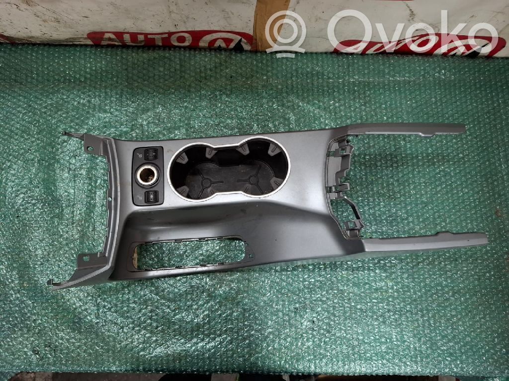 Ford Kuga I Soporte de montaje del motor 