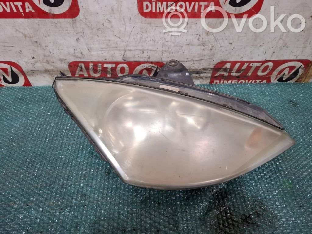 Ford Focus Headlight/headlamp 