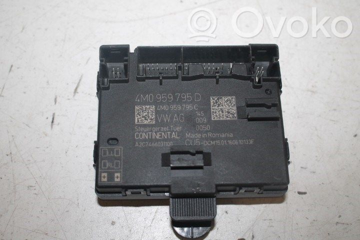 Audi A5 Unité de commande / module de verrouillage centralisé porte 