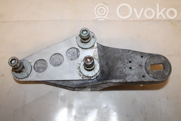 Audi A8 S8 D2 4D Engine mount bracket 