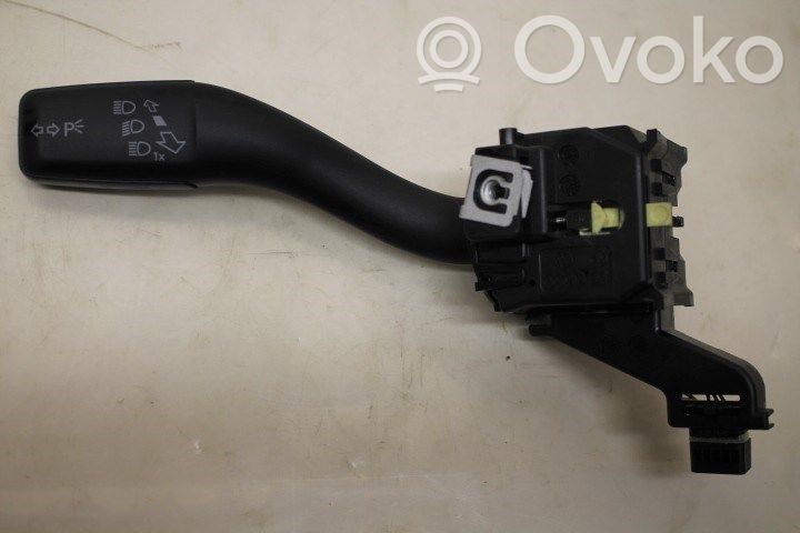Audi A3 S3 8P Interruptores/botones de la columna de dirección 