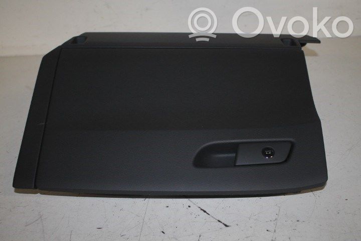 Guantera   8W1857035B6PS,8W1857035C6PS,8W1857035B,8W1857035B6PS,8W1857035C,8W1857035C6PS
