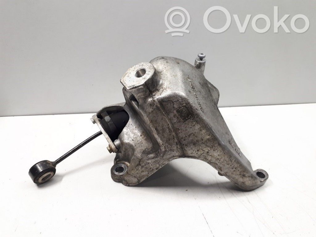 Audi A4 S4 B9 Soporte de montaje del motor 