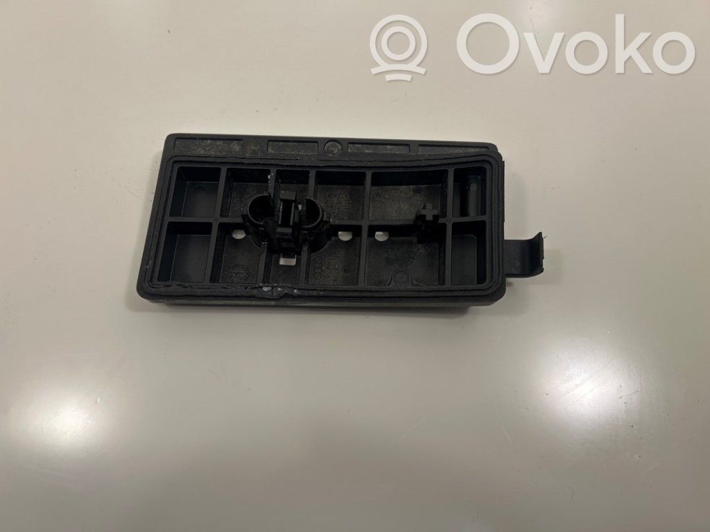 Audi A4 S4 B9 Sonstiges Einzelteil Unterboden 