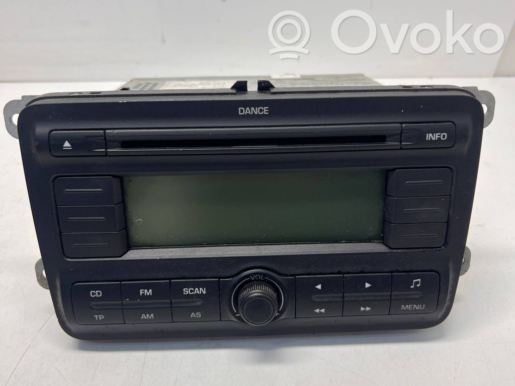 Skoda Fabia Mk2 (5J) Panel / Radioodtwarzacz CD/DVD/GPS 