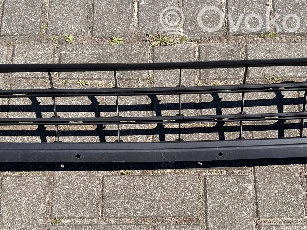 Volkswagen Polo VI Kratka dolna zderzaka przedniego 
