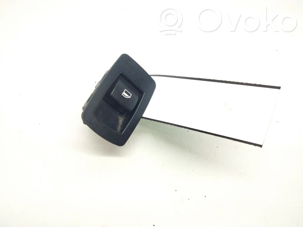 Electric window control switch   6945874