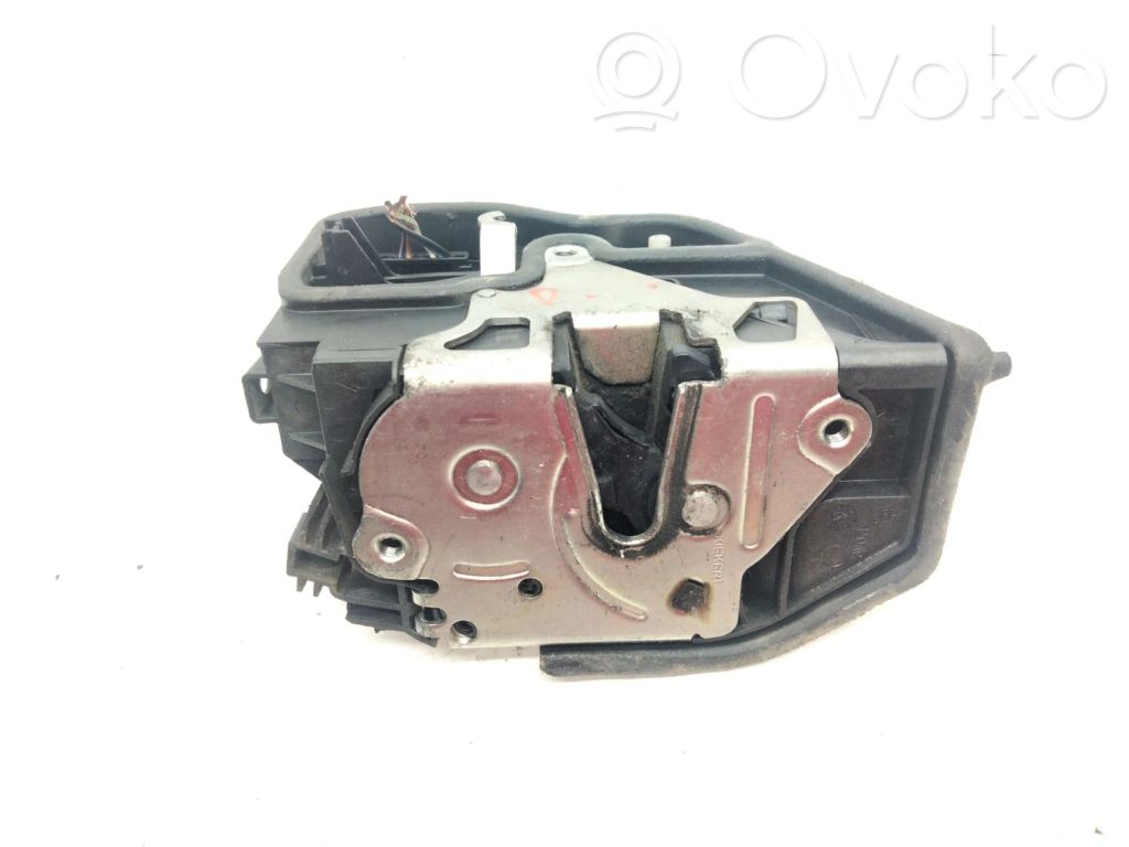 Front door lock   7167074