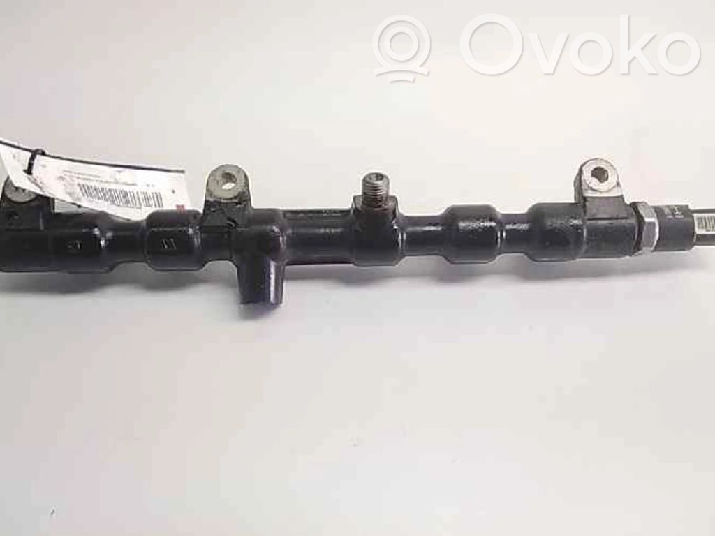 Ford Mondeo Mk III MONOINJEKTORI 