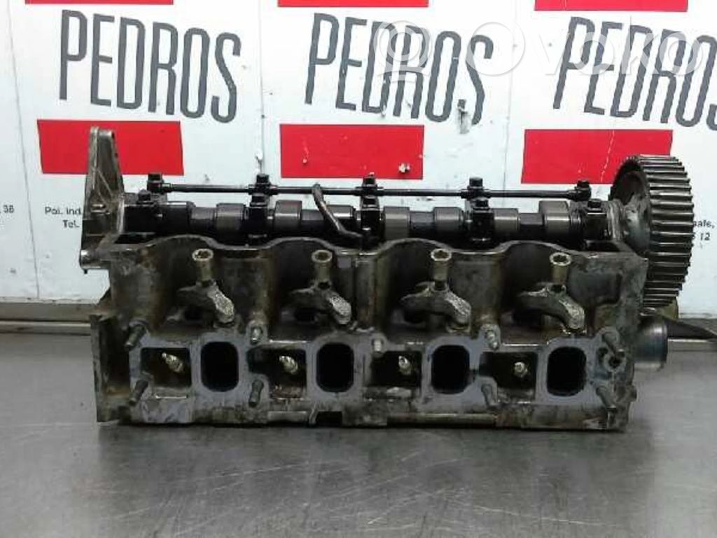 Engine head   93181877