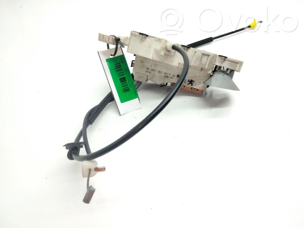Citroen C4 I Picasso Etuoven lukko 