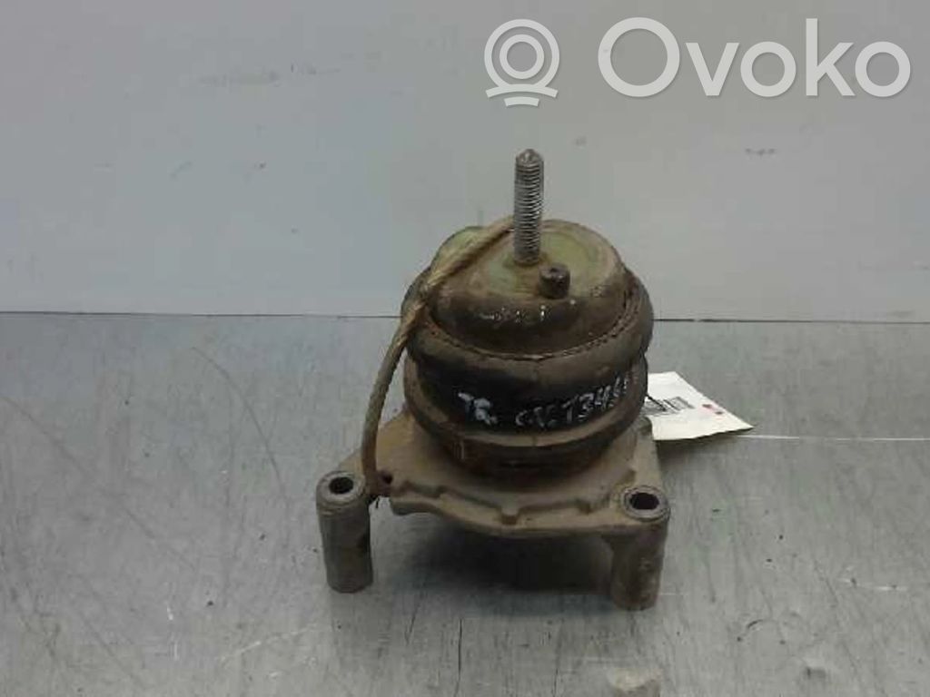 Engine mount bracket   3618225