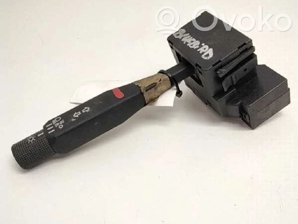 Nissan Bluebird Interruttore di regolazione dell’illuminazione del quadro 