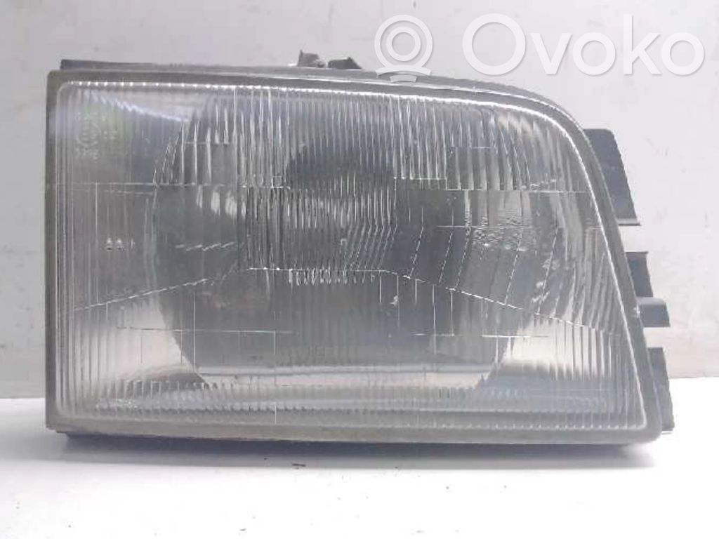 Opel Monterey Scheinwerfer 