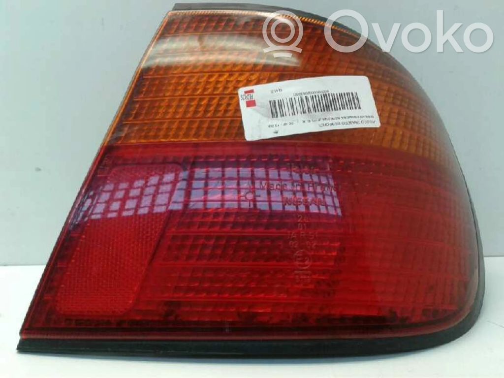 Nissan Primera Lampă spate în caroserie 